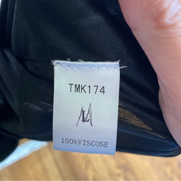 THML Anthropologie Women’s long sleeve dress size medium. great condition! - Picture 9 of 9